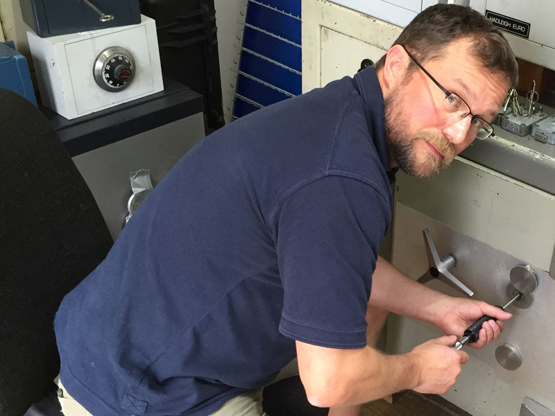 safe engineer glasgow